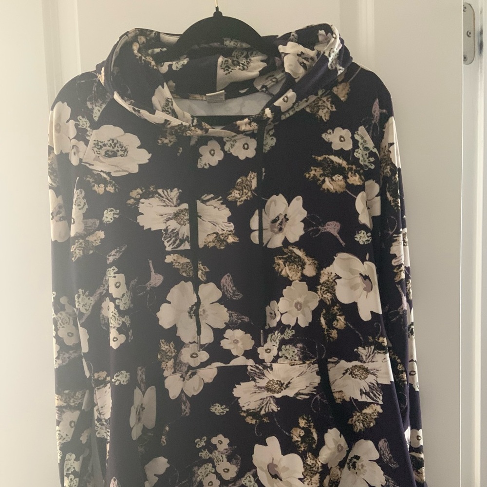 Softest sweatshirt you’ll ever wear!!!!